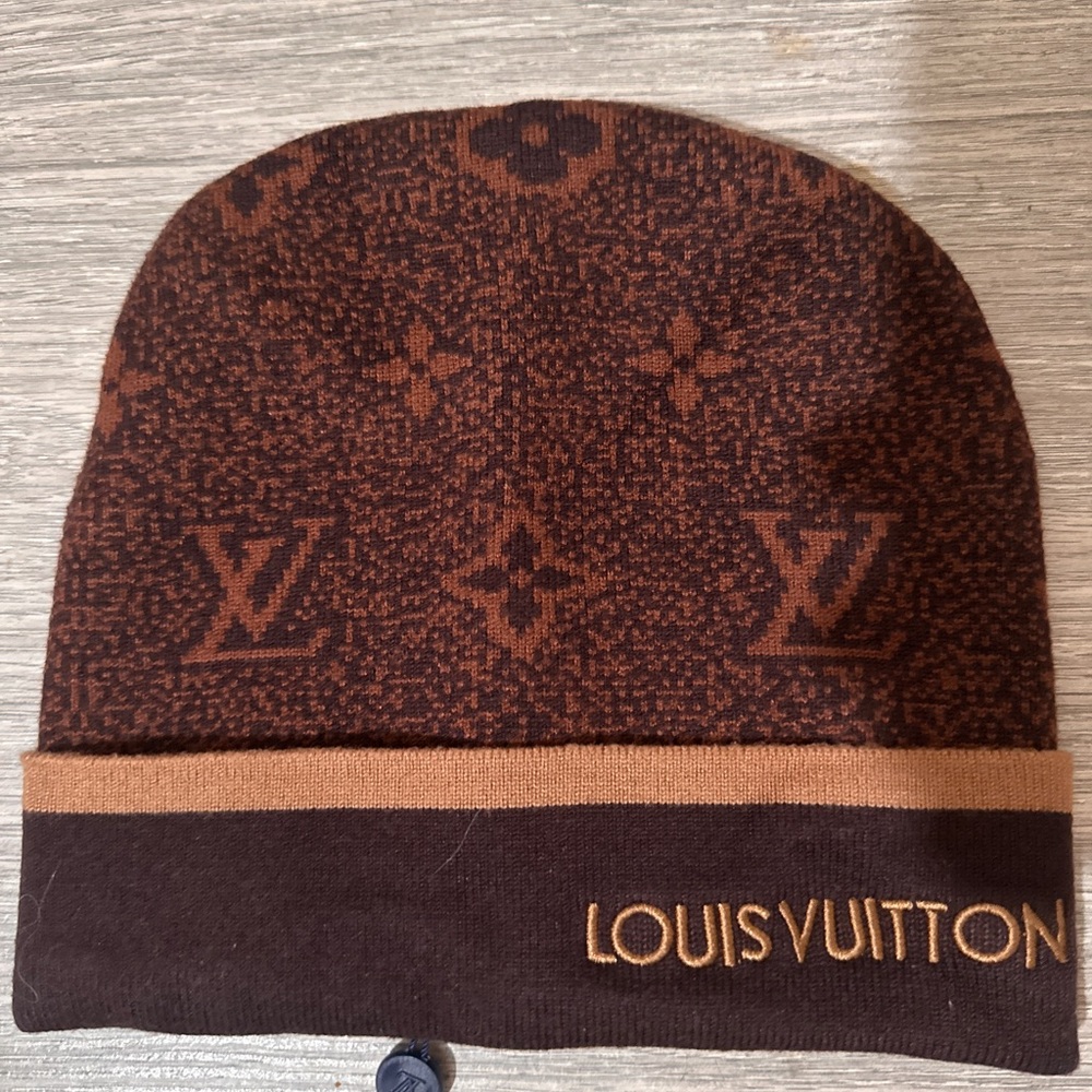 Louis Vuitton Brown and Tan Monogram Knit Beanie - Picture 2 of 3